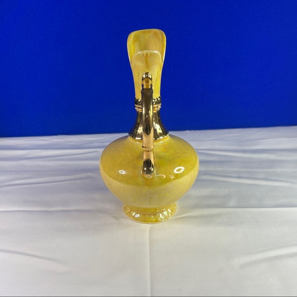 Vintage Warranted 22 KT. Karat Gold Handle Vase Yellow Swirls - Picture 5 of 10